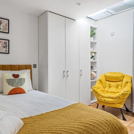 Trafalgar Square Arty Apartment ลอนดอน ภายนอก รูปภาพ