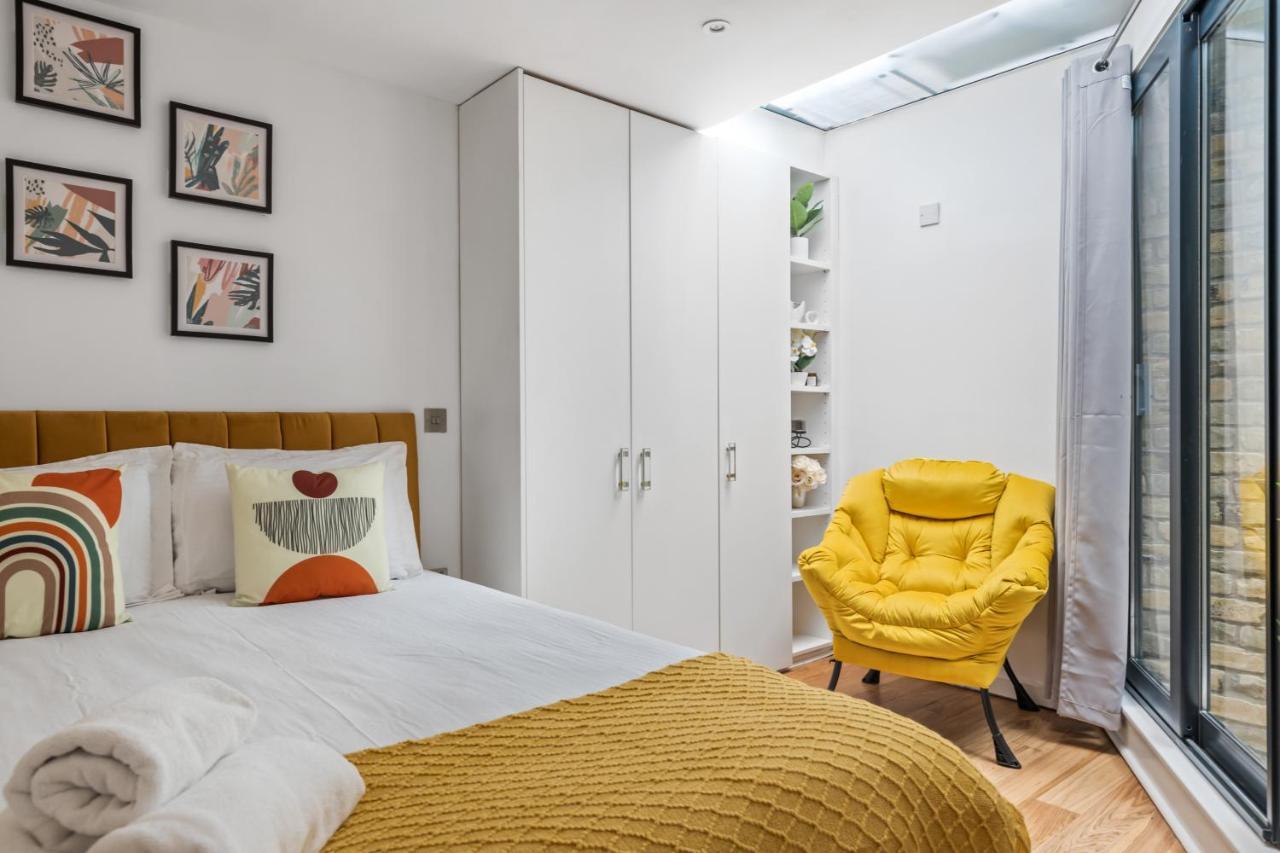 Trafalgar Square Arty Apartment ลอนดอน ภายนอก รูปภาพ